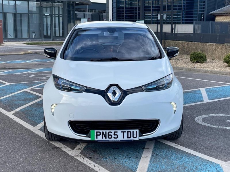 RENAULT ZOE