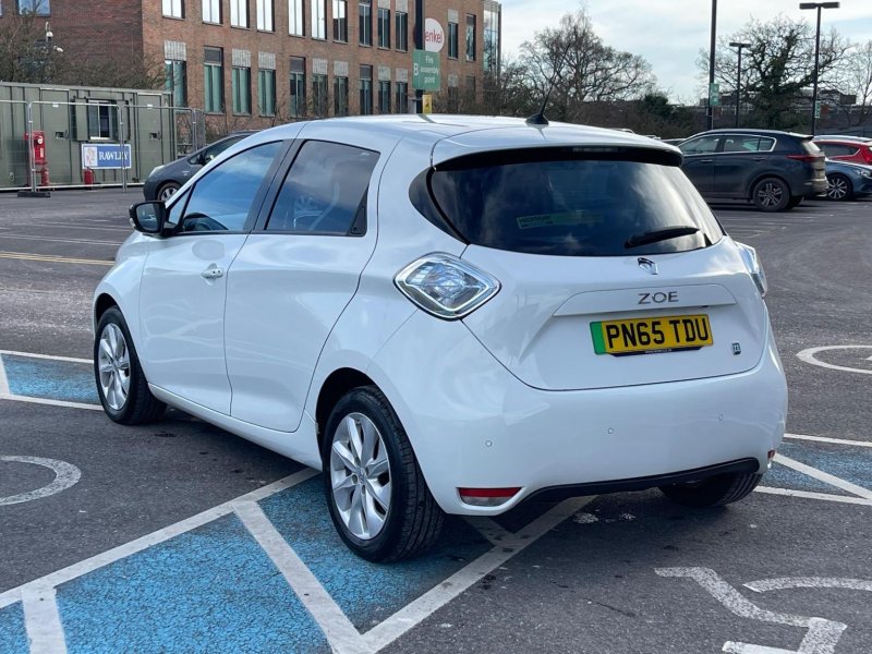 RENAULT ZOE
